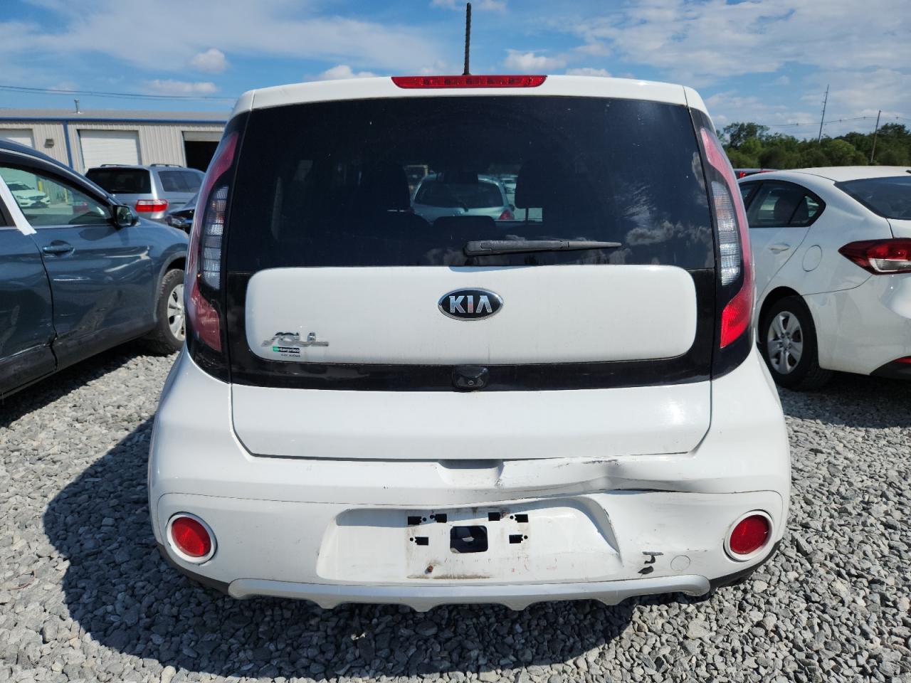 2018 Kia Soul + VIN: KNDJP3A58J7889909 Lot: 63033805