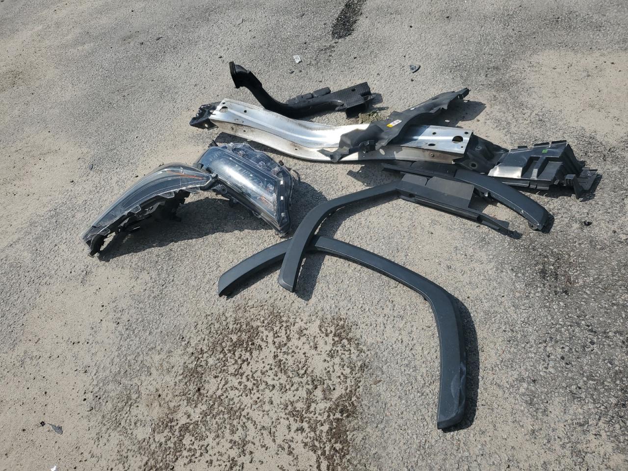 2020 Toyota Rav4 Le VIN: 2T3H1RFV5LC036758 Lot: 66550395