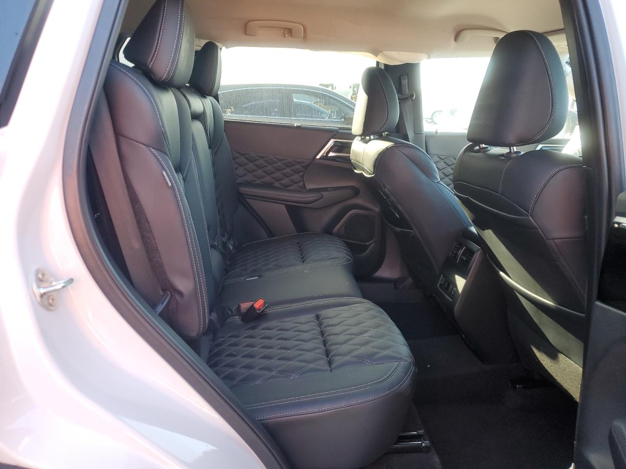 2024 Mitsubishi Outlander Sel VIN: JA4J3WA84RZ019415 Lot: 65317635