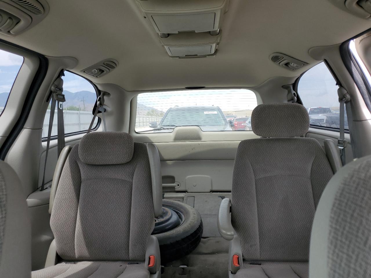 2005 Dodge Grand Caravan Sxt VIN: 2D4GP44L75R135675 Lot: 62874665