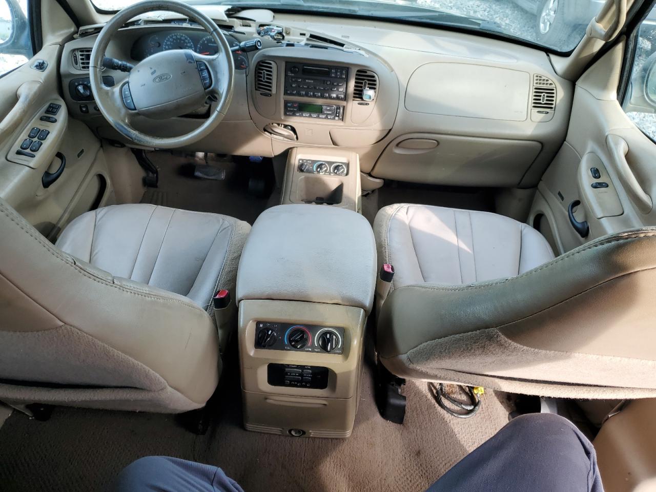 2000 Ford Expedition Eddie Bauer VIN: 1FMRU1767YLB48941 Lot: 63965755