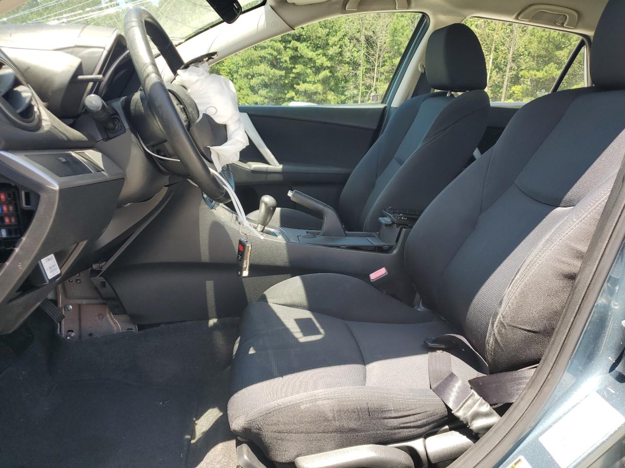 2011 Mazda 3 S VIN: JM1BL1K53B1363632 Lot: 64506645