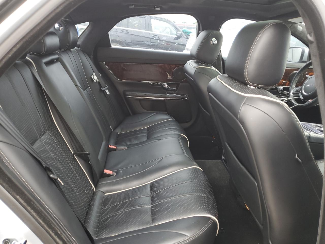 2013 Jaguar Xj VIN: SAJWJ1CD2D8V48912 Lot: 65168535
