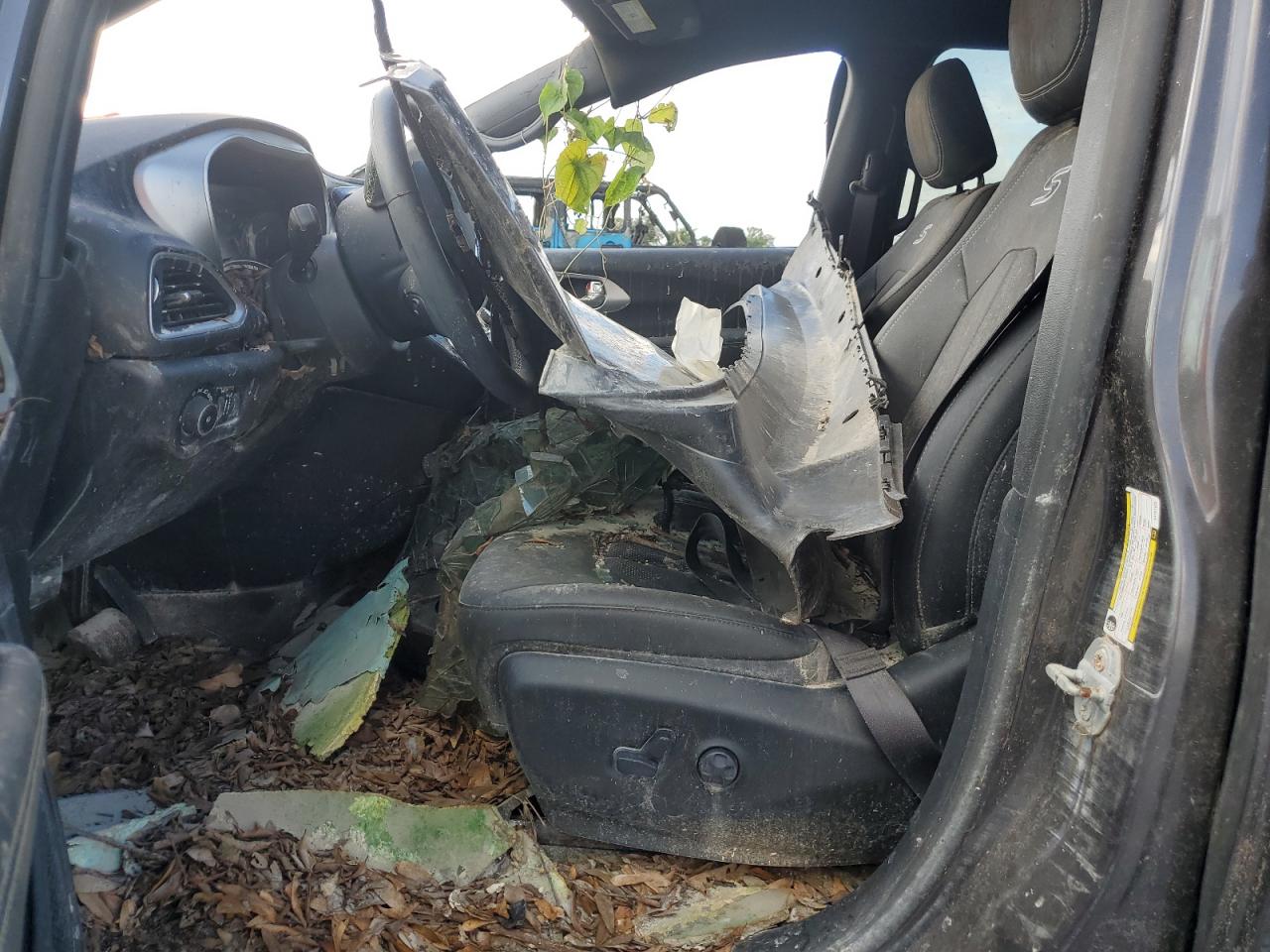 2020 Chrysler Pacifica Touring L Plus VIN: 2C4RC1EG3LR121173 Lot: 66155725