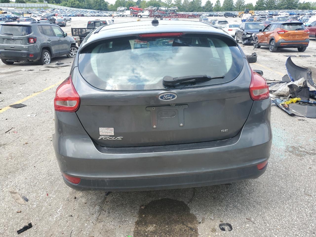 2017 Ford Focus Se VIN: 1FADP3K24HL246899 Lot: 64880355