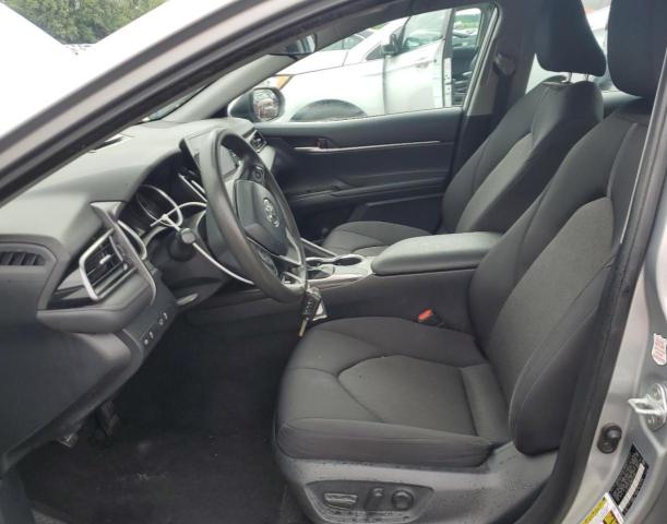  TOYOTA CAMRY 2021 Серебристый