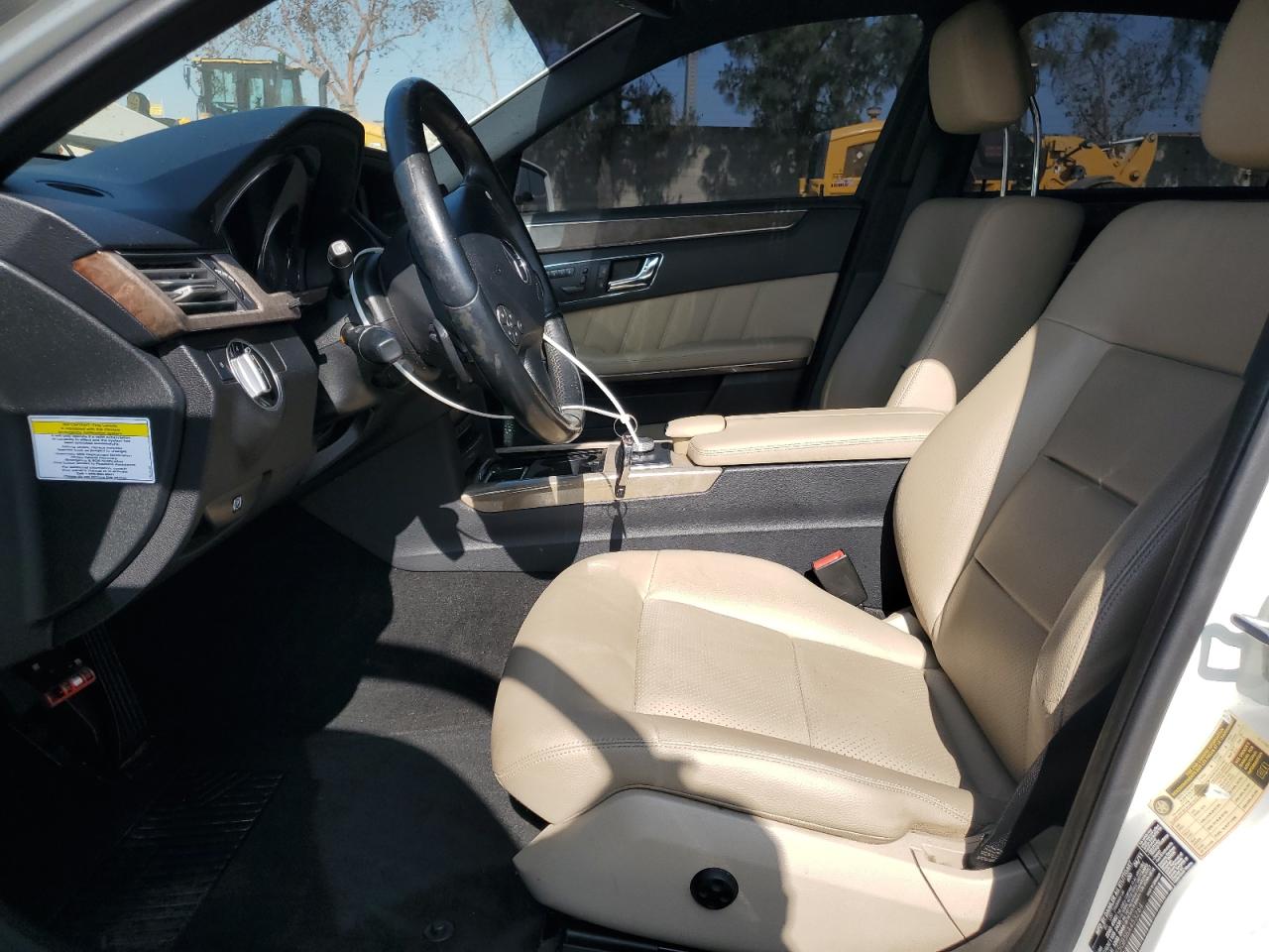 2011 Mercedes-Benz E 350 VIN: WDDHF5GB5BA453264 Lot: 63117525