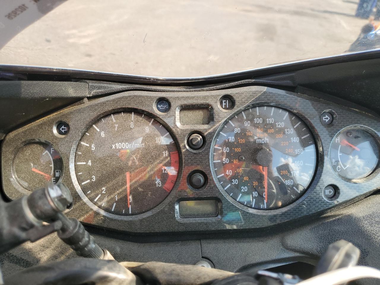 2005 Suzuki Gsx1300 Rk5 VIN: JS1GW71AX52102926 Lot: 63683295