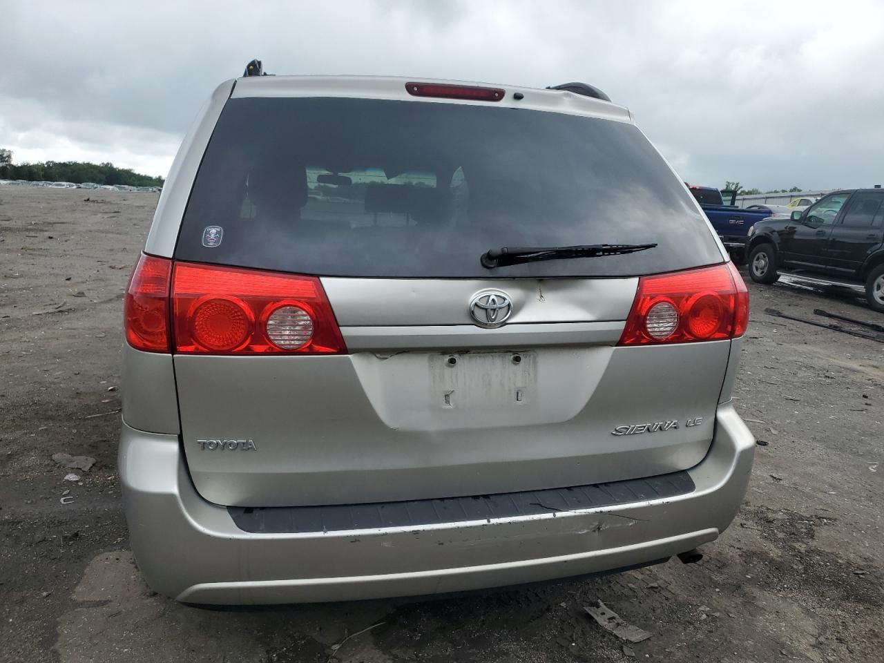 2008 Toyota Sienna Ce VIN: 5TDZK23C18S217262 Lot: 64292865