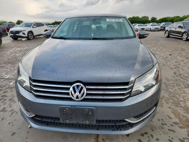 VOLKSWAGEN PASSAT 2012 Szary