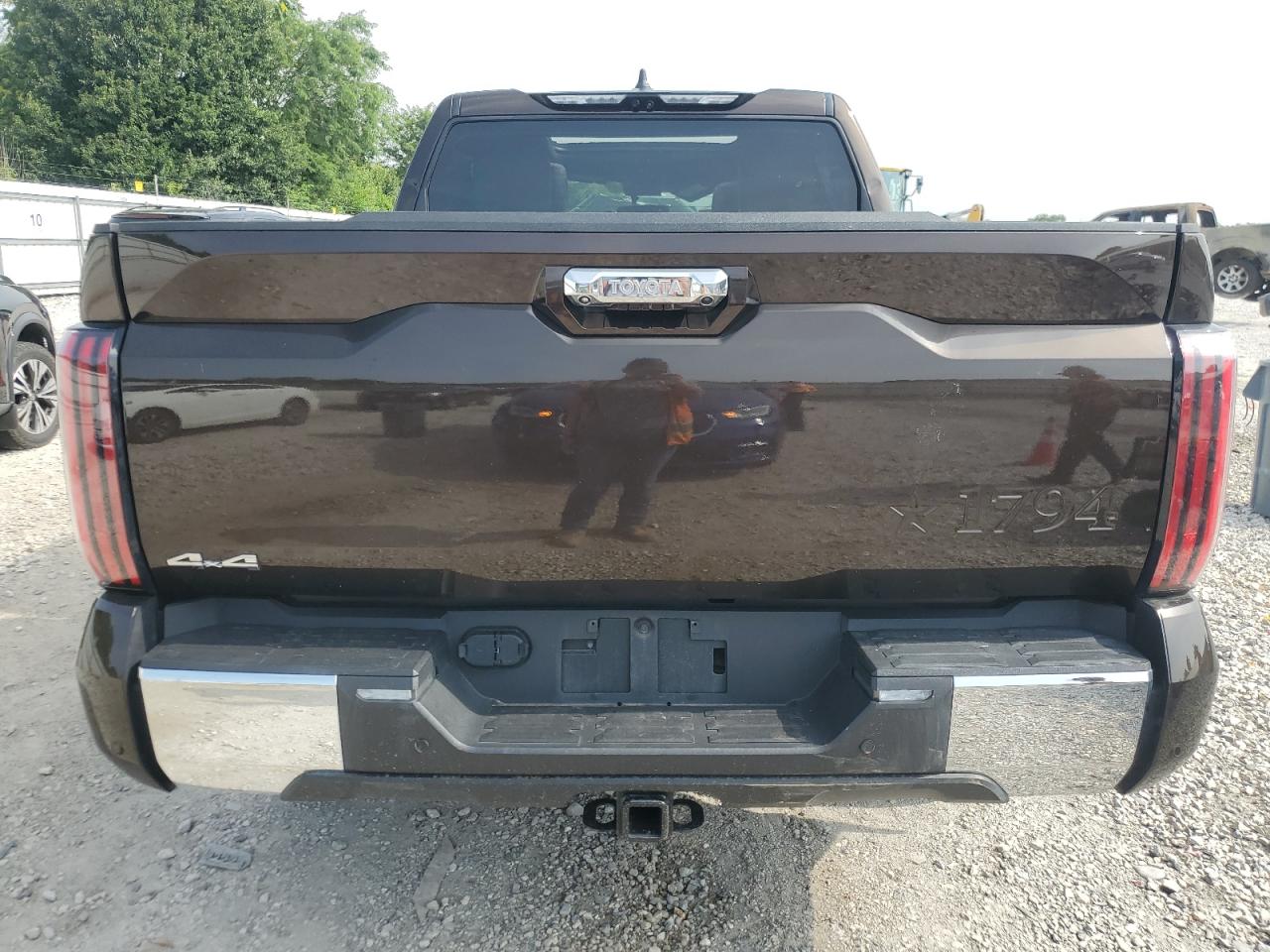 2025 Toyota Tundra Crewmax Platinum VIN: 5TFMA5DB5SX254868 Lot: 64734605
