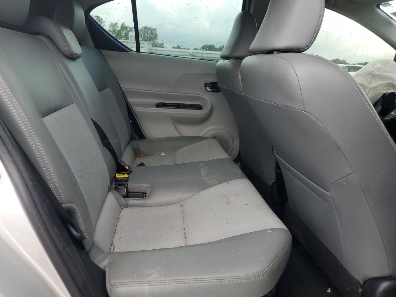 2013 Toyota Prius C VIN: JTDKDTB35D1053587 Lot: 64676415