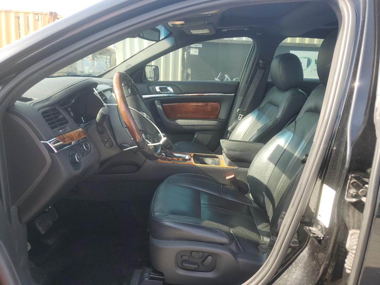 1LNHL9DK9DG603743 2013 Lincoln Mks