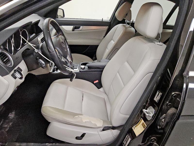  MERCEDES-BENZ C-CLASS 2012 Czarny