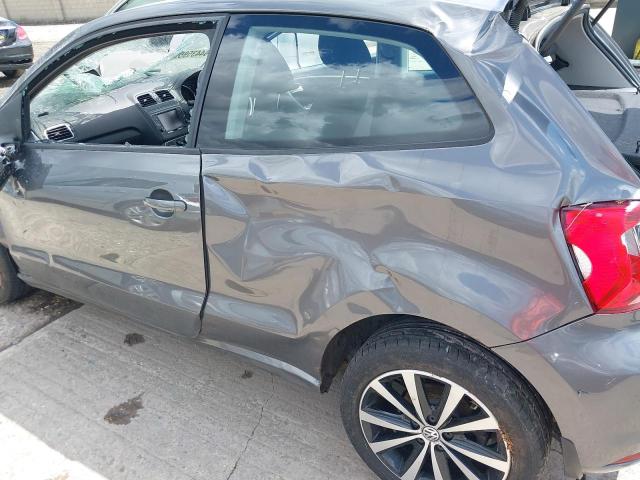 2015 VOLKSWAGEN POLO SE TS