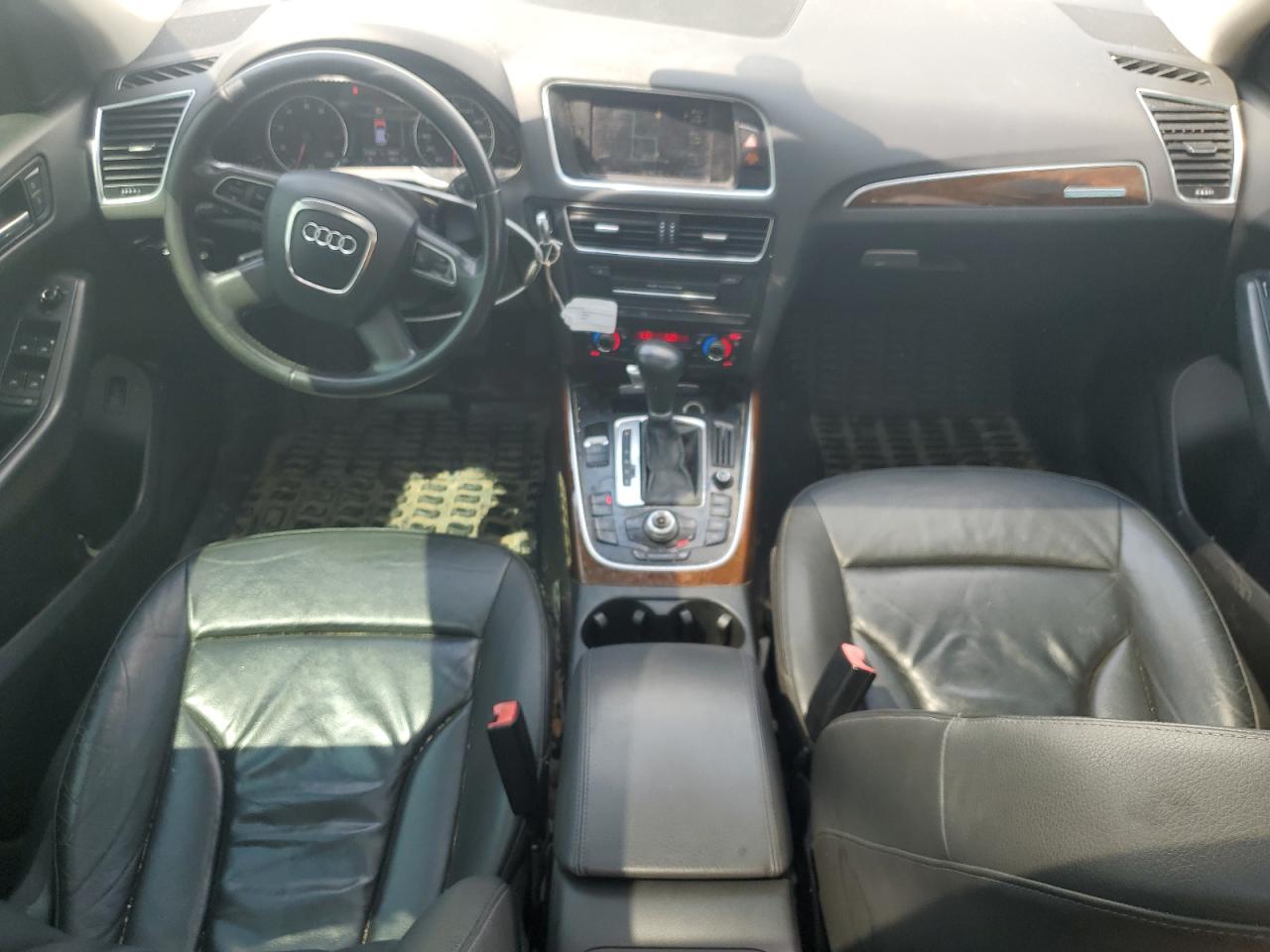 2010 Audi Q5 Premium Plus VIN: WA1LKAFP1AA047979 Lot: 63057815