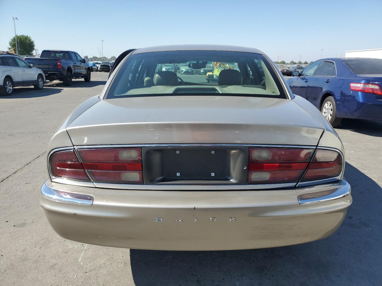 2000 Buick Park Avenue VIN: 1G4CW54K7Y4241400 Lot: 64121205