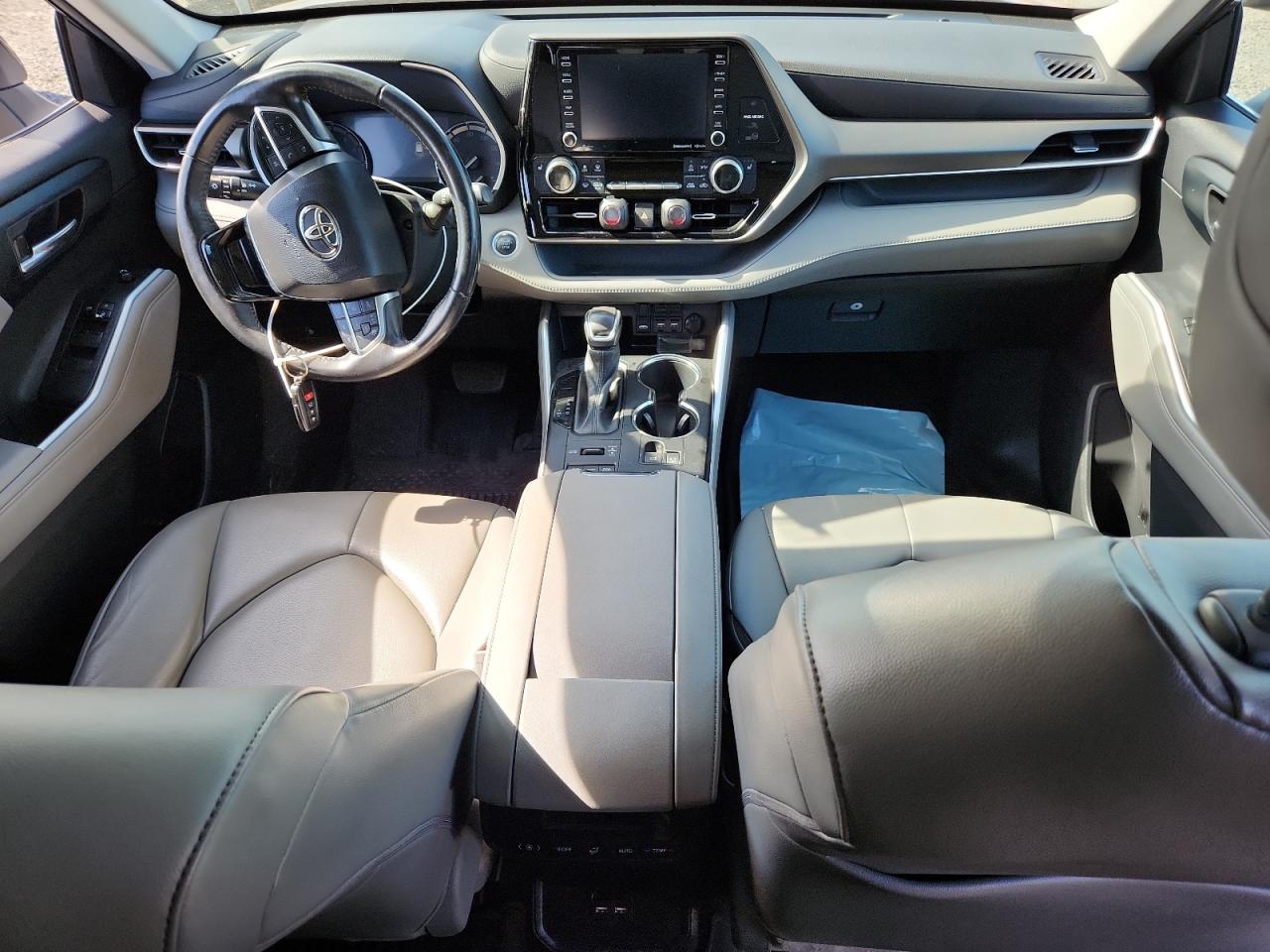 2021 Toyota Highlander Xle VIN: 5TDGZRBH6MS559647 Lot: 65631325