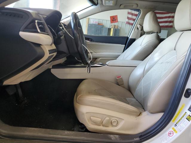  TOYOTA CAMRY 2018 White
