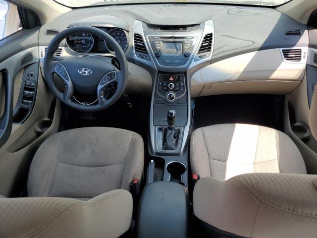 Sedans HYUNDAI ELANTRA 2015 Biały