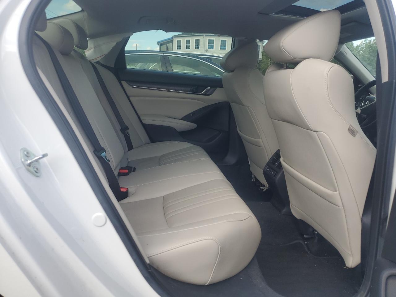 2022 Honda Accord Touring Hybrid VIN: 1HGCV3F93NA000194 Lot: 63004345