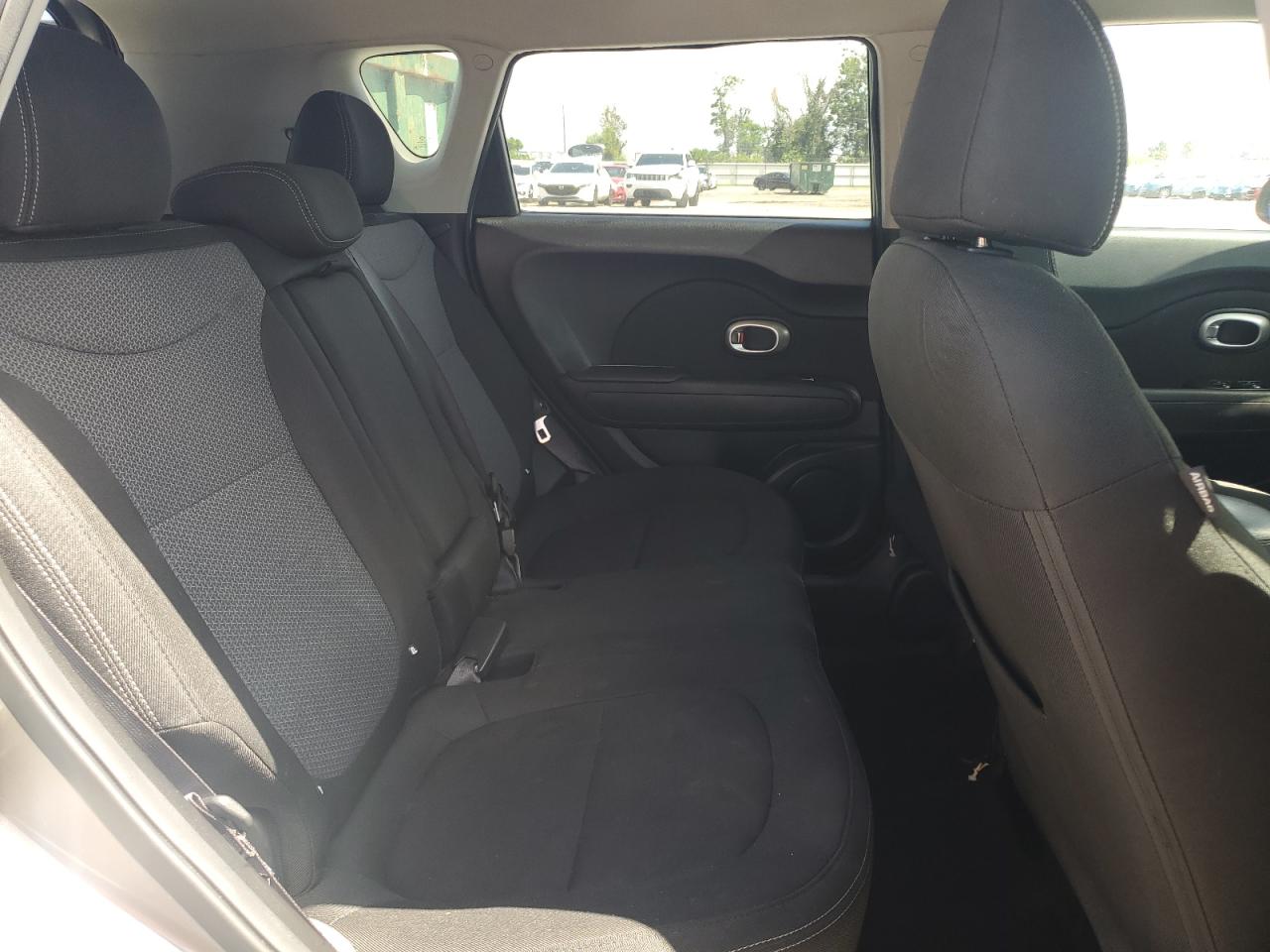 2018 Kia Soul + VIN: KNDJP3A56J7579015 Lot: 64443215