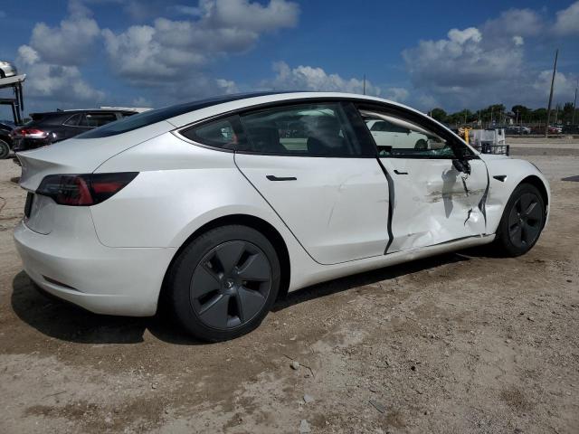  TESLA MODEL 3 2023 Biały