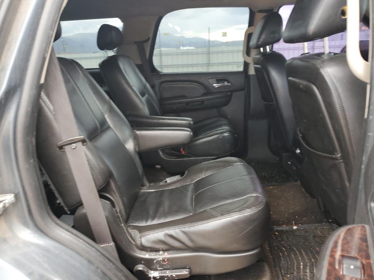 2008 GMC Yukon Denali VIN: 1GKFK63848J206957 Lot: 64025475