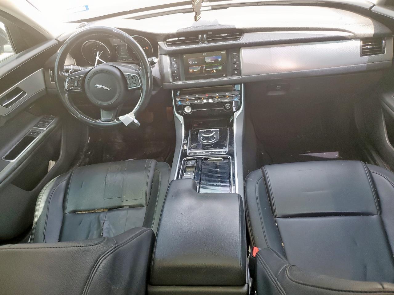 sajbr4fxxjcy69846 SAJBR4FXXJCY69846 2018 Jaguar Xf