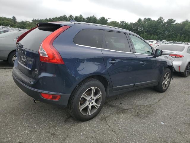 Parquets VOLVO XC60 2013 Granatowy