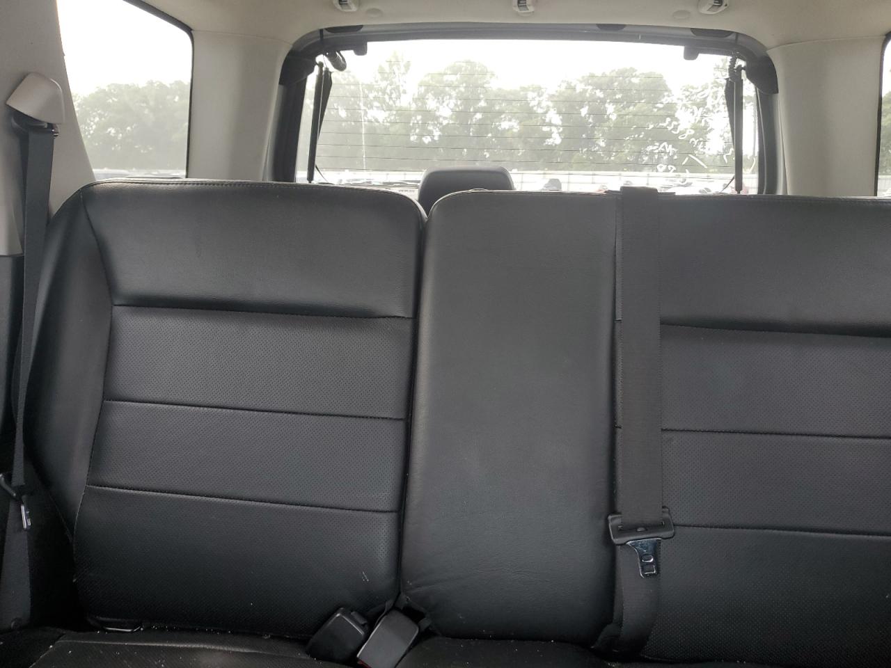 2005 Ford Escape Limited VIN: 1FMYU04125KD88222 Lot: 63310445