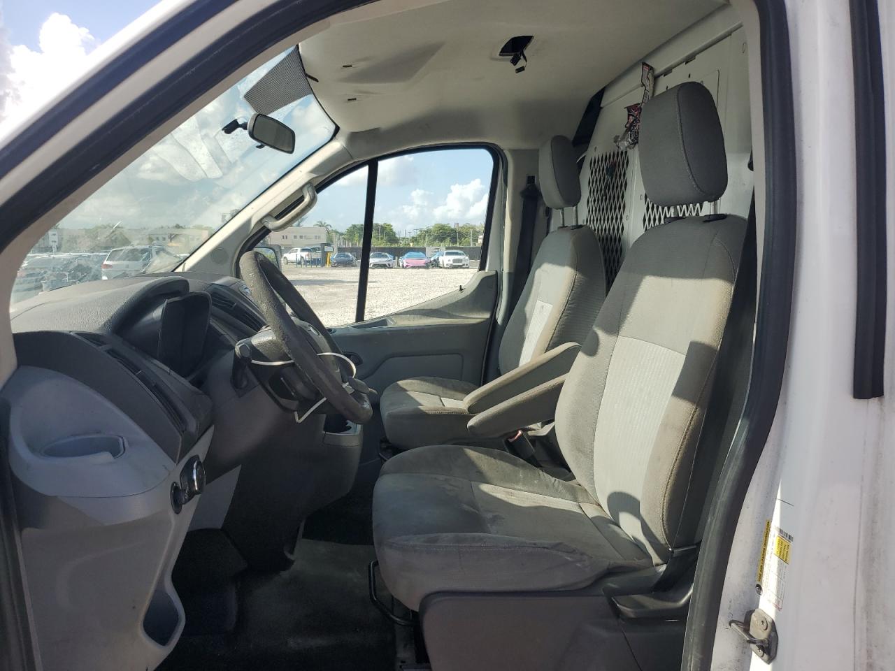 2015 Ford Transit T-250 VIN: 1FTNR1ZM8FKA33669 Lot: 63588345
