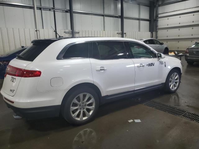  LINCOLN MKT 2018 Белы
