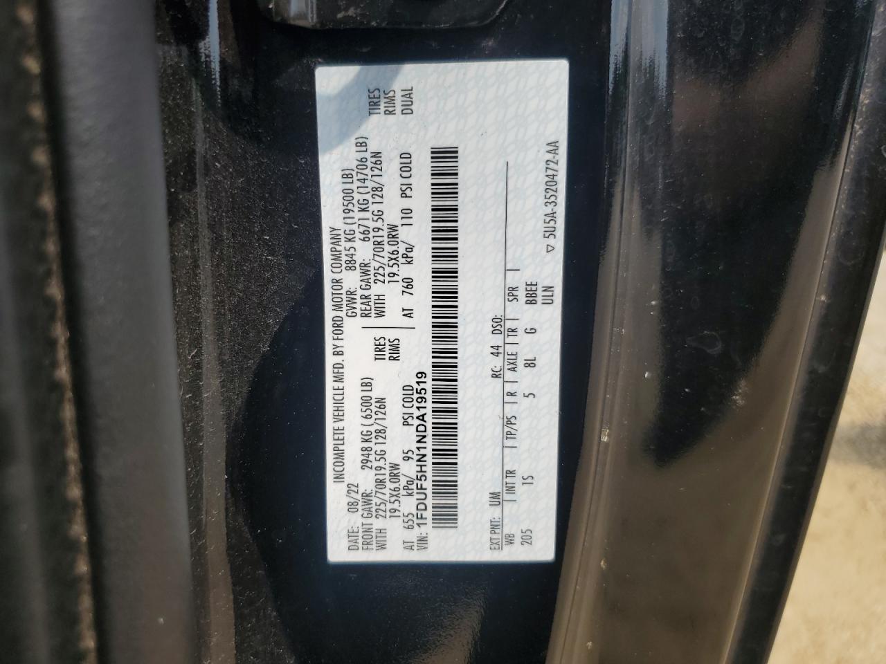 2022 Ford F550 Super Duty VIN: 1FDUF5HN1NDA19519 Lot: 65693085