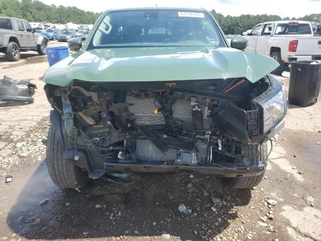  NISSAN FRONTIER 2024 Зеленый