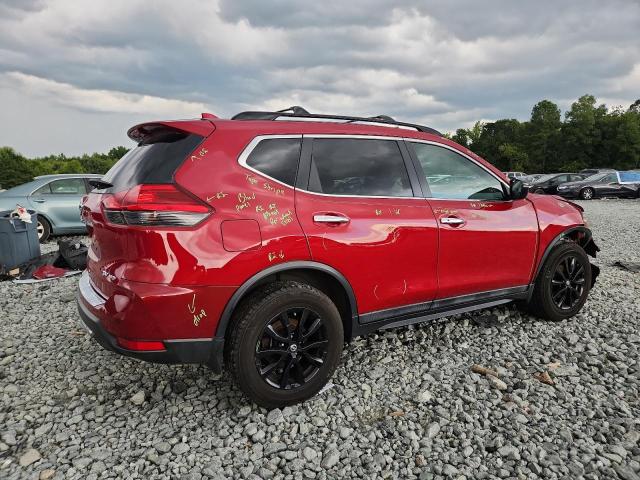  NISSAN ROGUE 2017 Czerwony