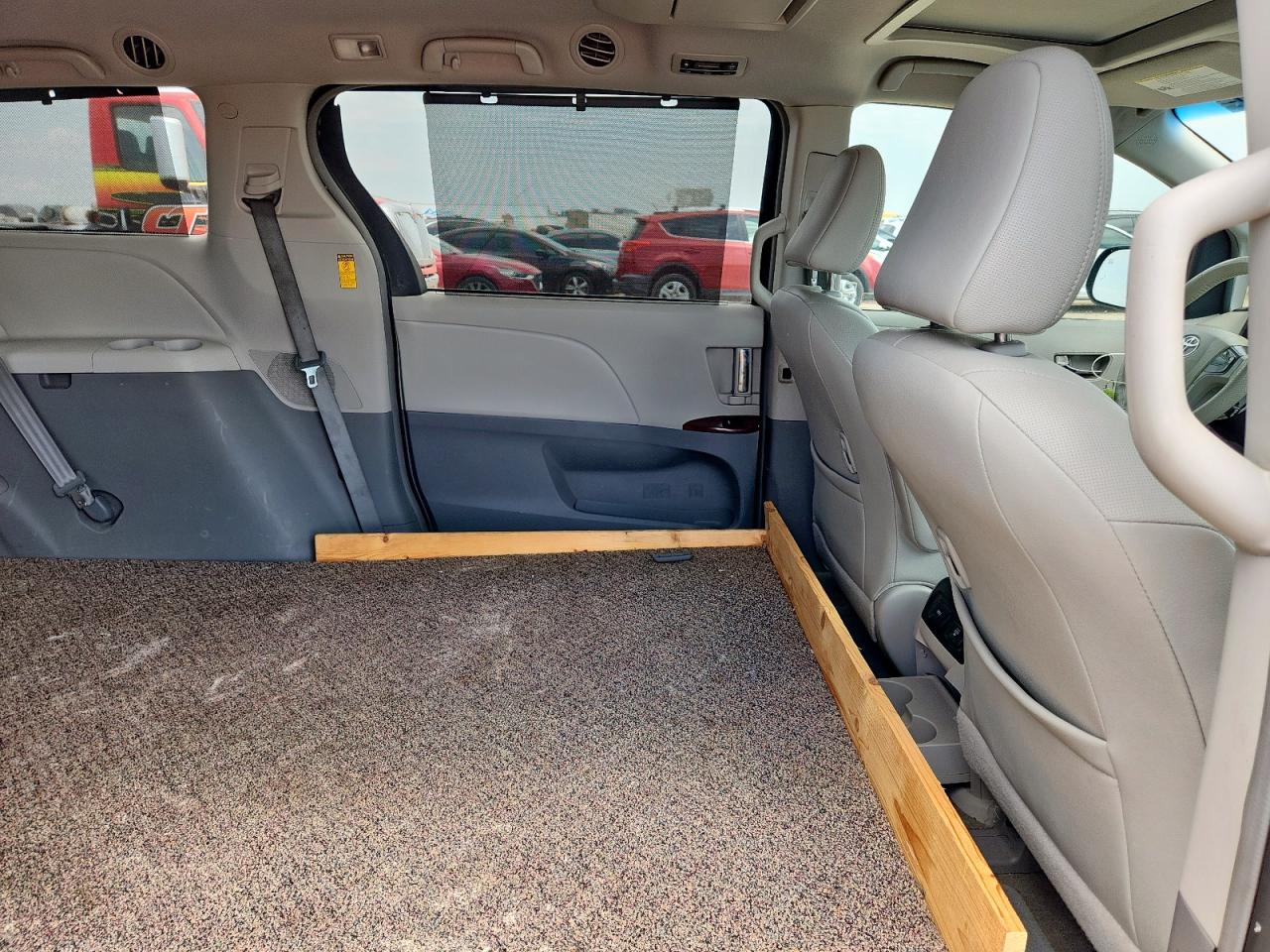 2014 Toyota Sienna Xle VIN: 5TDYK3DC9ES430309 Lot: 64769305