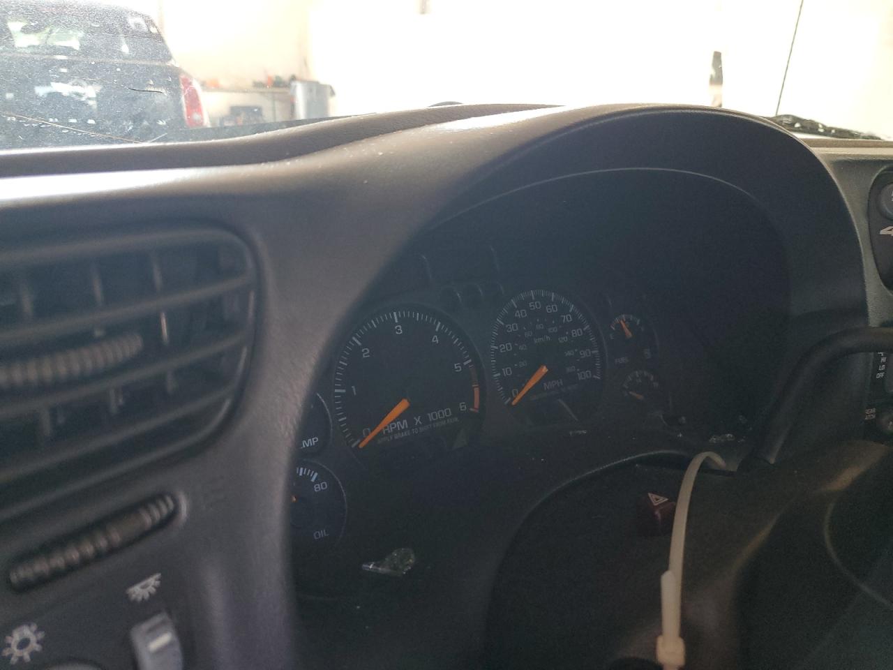 1gndt13w812161577 1GNDT13W812161577 2001 Chevrolet Blazer