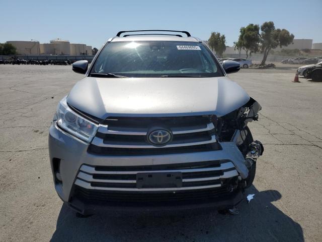  TOYOTA HIGHLANDER 2019 Silver