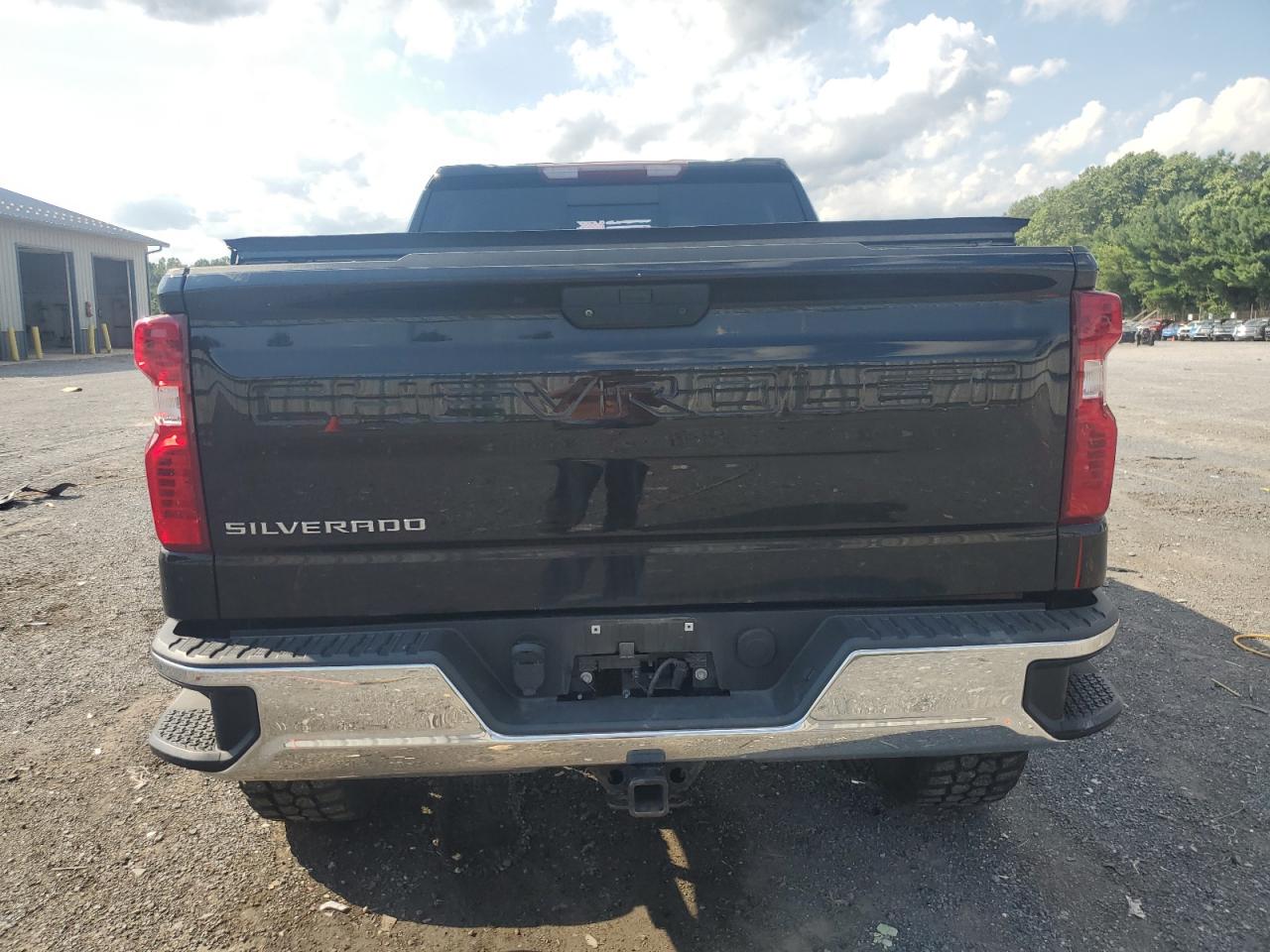 2019 Chevrolet Silverado K1500 Lt VIN: 1GCUYDED4KZ393318 Lot: 65415275