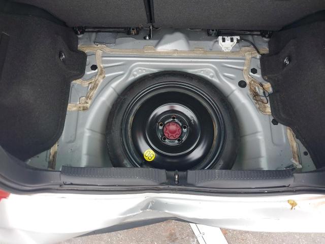 2011 TOYOTA AURIS TR V