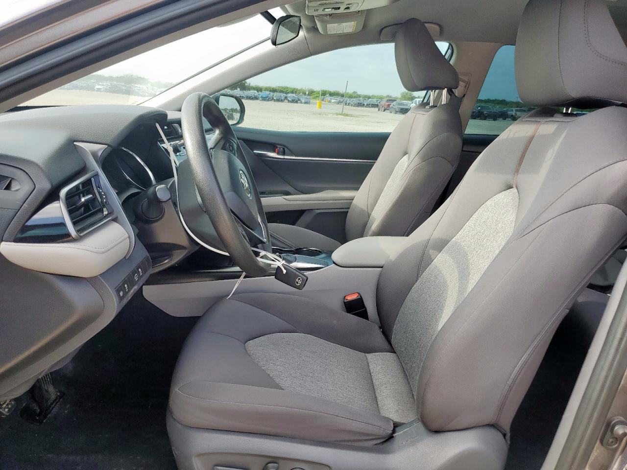 2019 Toyota Camry L VIN: 4T1B11HK9KU730708 Lot: 64956835