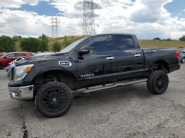  NISSAN TITAN 2017 Черный