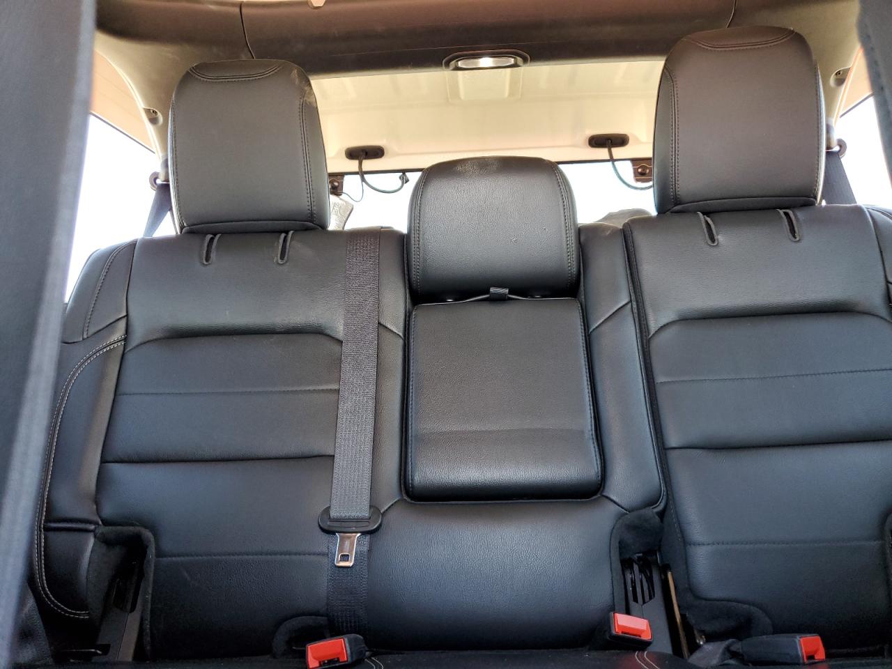 2019 Jeep Wrangler Unlimited Sahara VIN: 1C4HJXEN5KW688462 Lot: 63040285