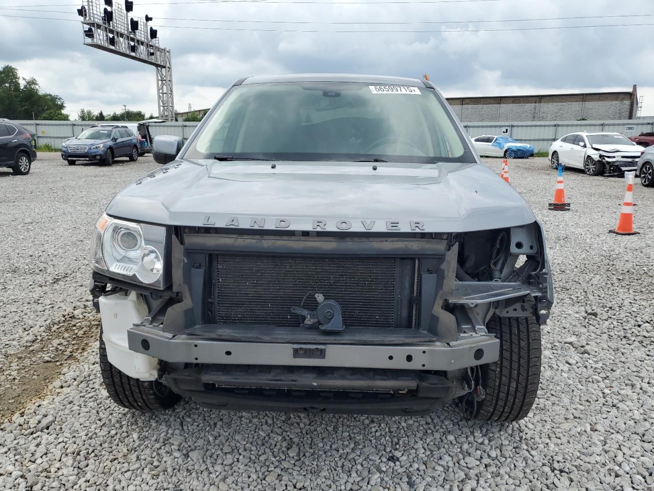 SALFR2BN8CH302817 2012 Land Rover Lr2 Hse