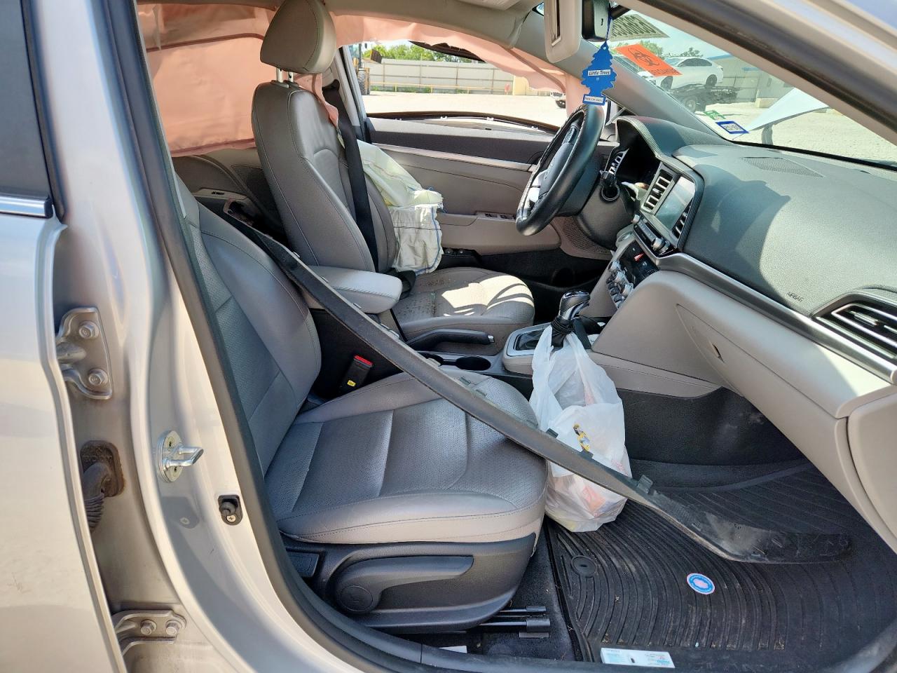 2019 Hyundai Elantra Sel VIN: KMHD84LF4KU855034 Lot: 63683595