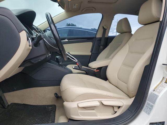  VOLKSWAGEN JETTA 2016 Белы
