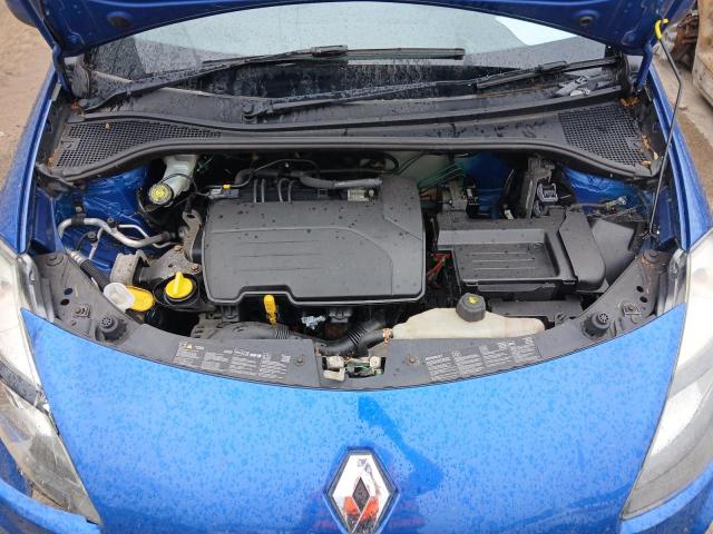 2011 RENAULT CLIO I-MUS