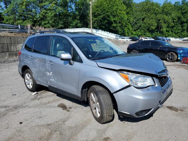  SUBARU FORESTER 2016 Srebrny