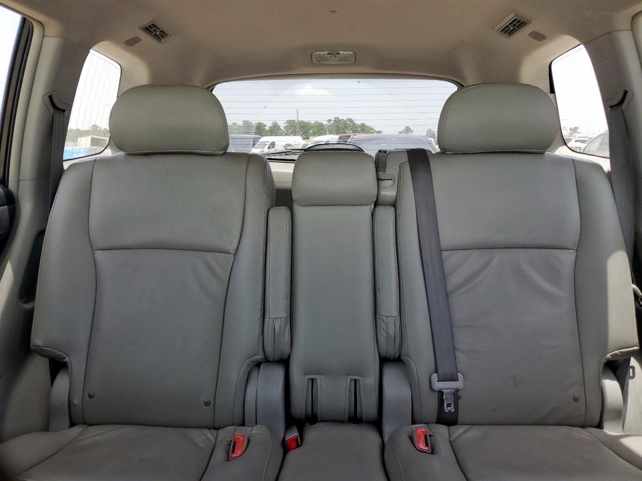 2011 Toyota Highlander Base VIN: 5TDZK3EH3BS039747 Lot: 63411055